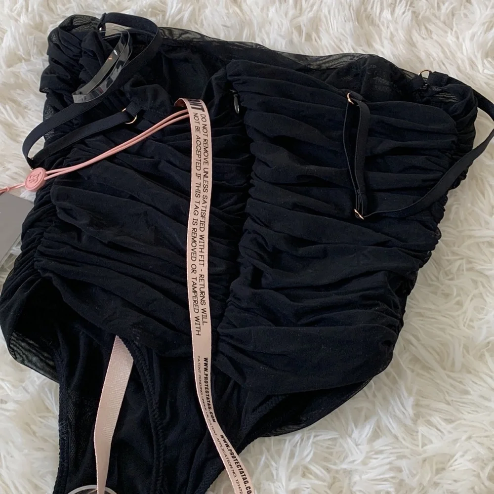 ❌SOLD❌House of CB Pearl Bodysuit - Picture 12 of 13